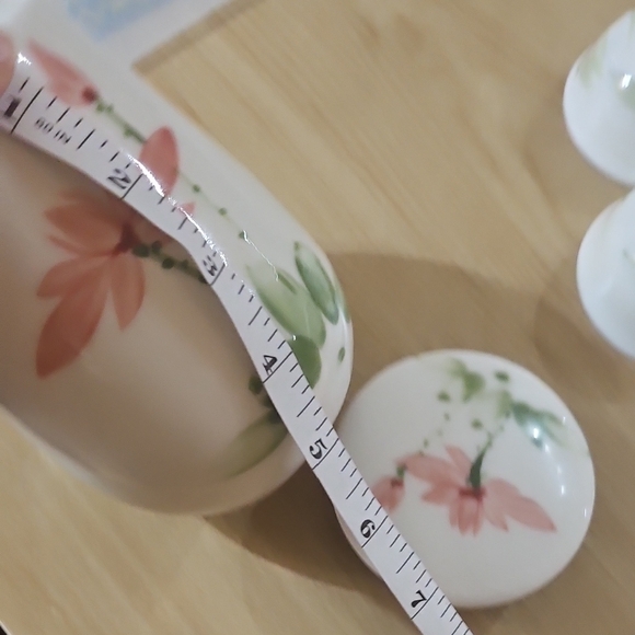 Floral Ceramic Jar with Lid - Picture 7 of 8